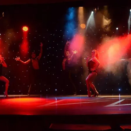 Db San Antonio + Hotel