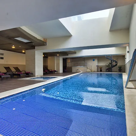 Hotel Db San Antonio + 4*