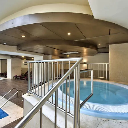 Hotel Db San Antonio + 4*