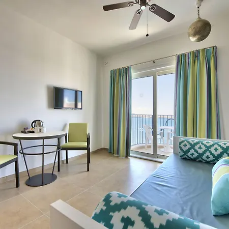 Db San Antonio + Hotel