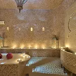Db San Antonio + 4* خليج سانت بول