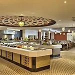 Db San Antonio + 4* セント・ポールズ・ベイ