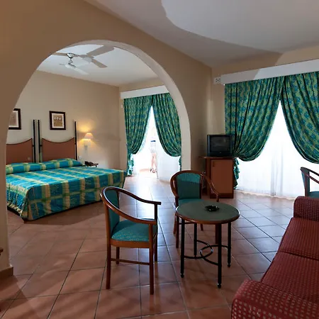 Hotel Db San Antonio + St. Paul's Bay