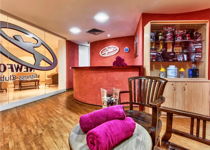 Db San Antonio + Hotell St. Paul's Bay