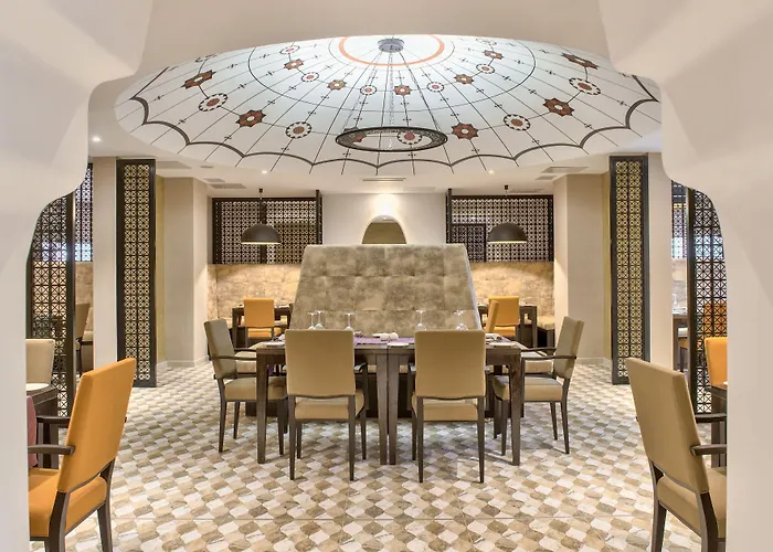 Hotell Db San Antonio + 4*