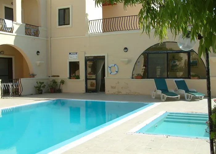 Отель Db San Antonio + 4*