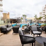 Db San Antonio + 4* خليج سانت بول