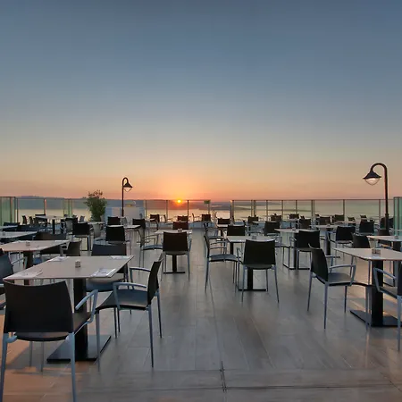 Db San Antonio + Отель 4*