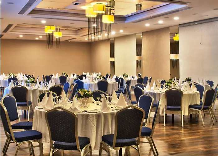 Db San Antonio + 4* Σεντ Πόλς Μπέι