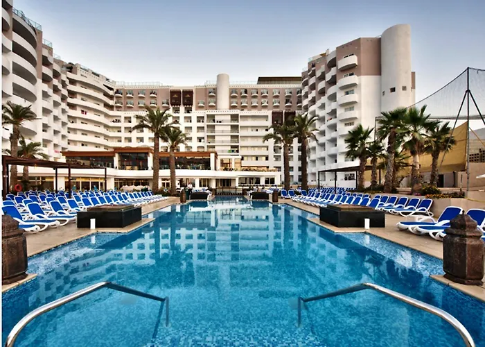 Ξενοδοχείο Db San Antonio + 4*