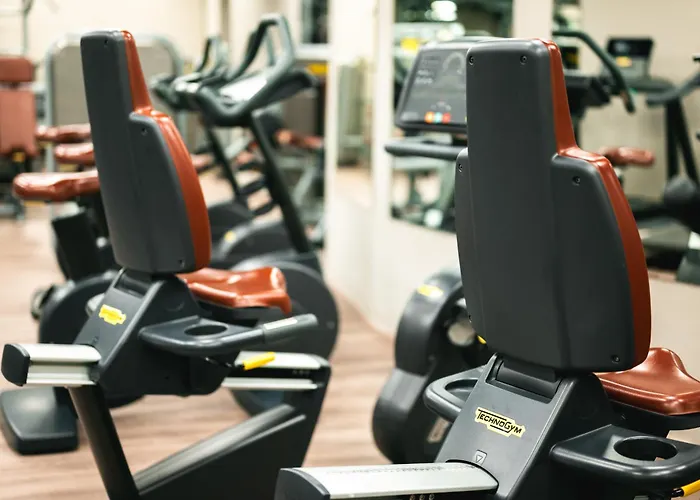 Db San Antonio + Ξενοδοχείο Σεντ Πόλς Μπέι