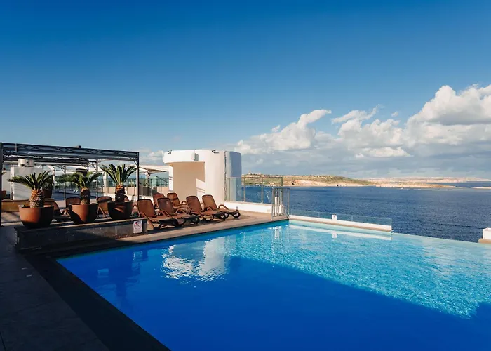 Ξενοδοχείο Db San Antonio + 4*